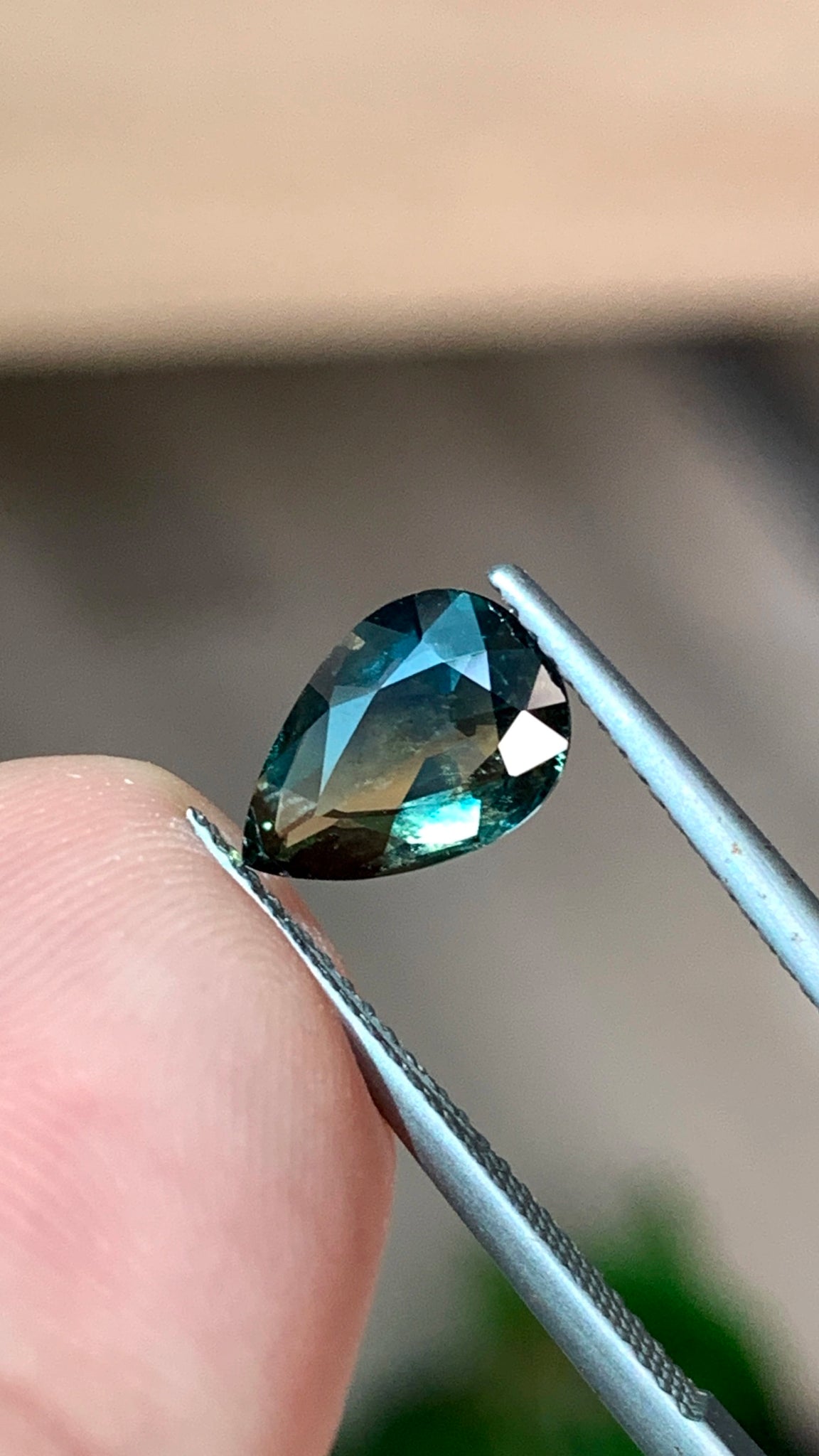 1.92 Cts Certified Blue-Green-Yellow Sapphire