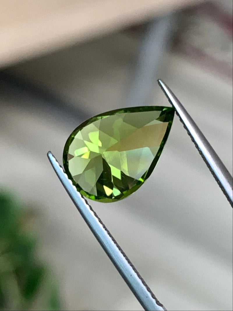 5.45 Cts AAA Grade Olive Green Custom Cut Natural Peridot Pakistan