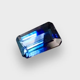 0.68 Cts Unheated Bi-Color Sapphire