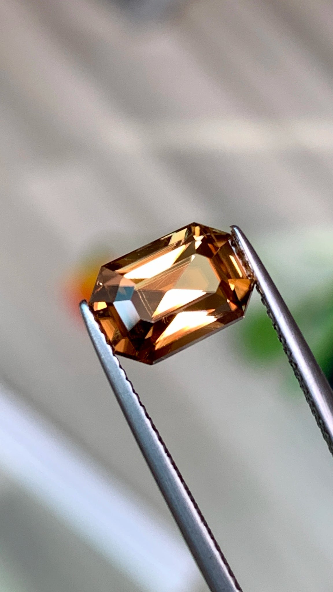 4.50 Cts Top Quality Champagne Color Zircon