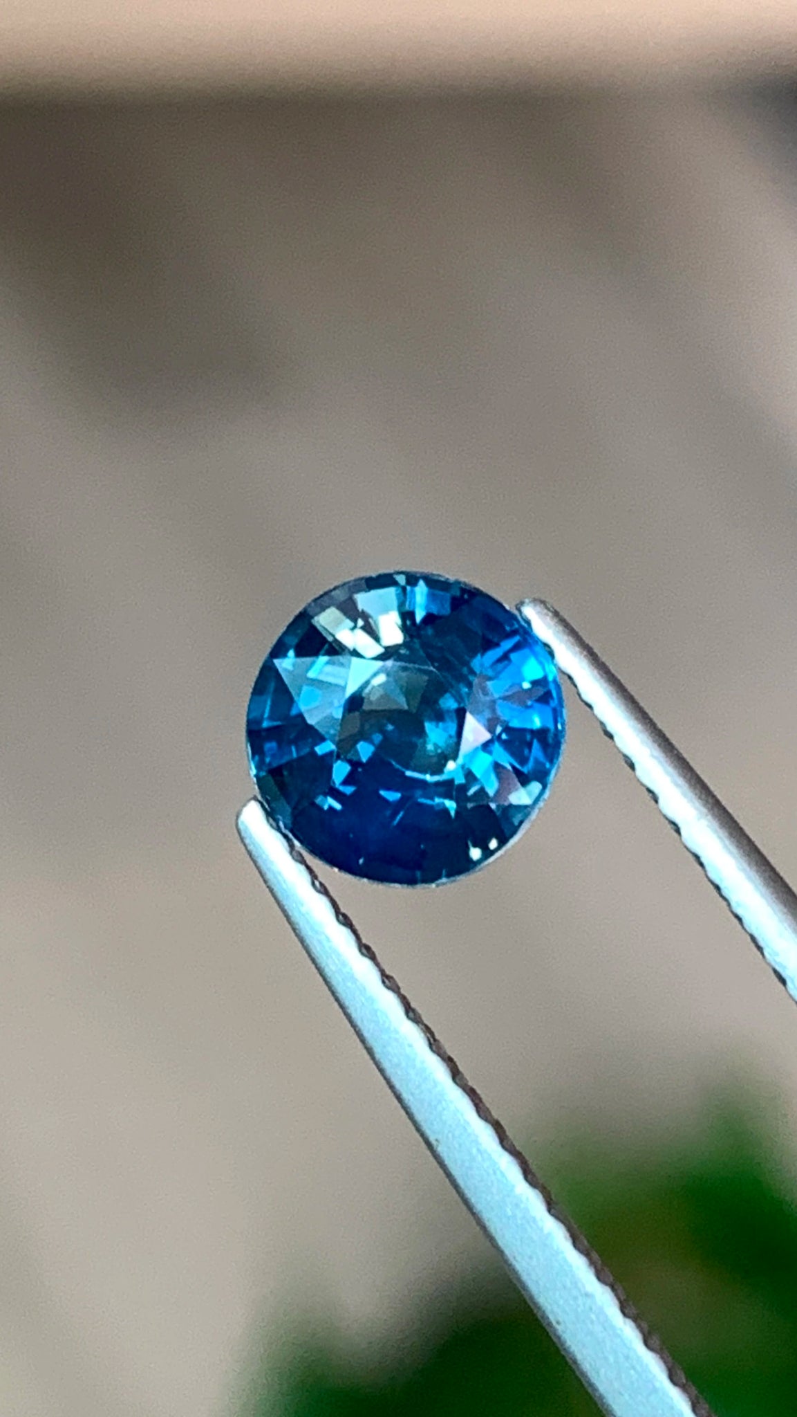 1.54 Cts Round Certified Vivid Greenish-Blue Sapphire